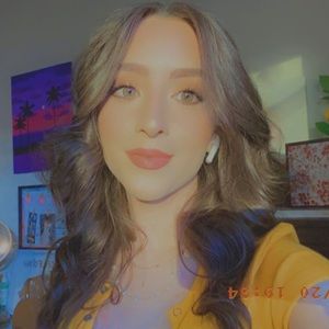 Meet your Posher, Louna